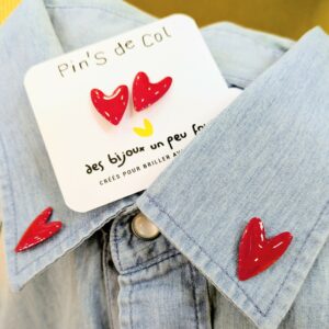 Pin’s de col -  Coeurs Rouges